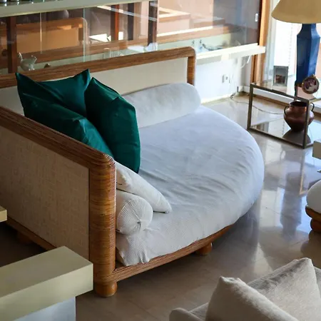 Casa Bustins